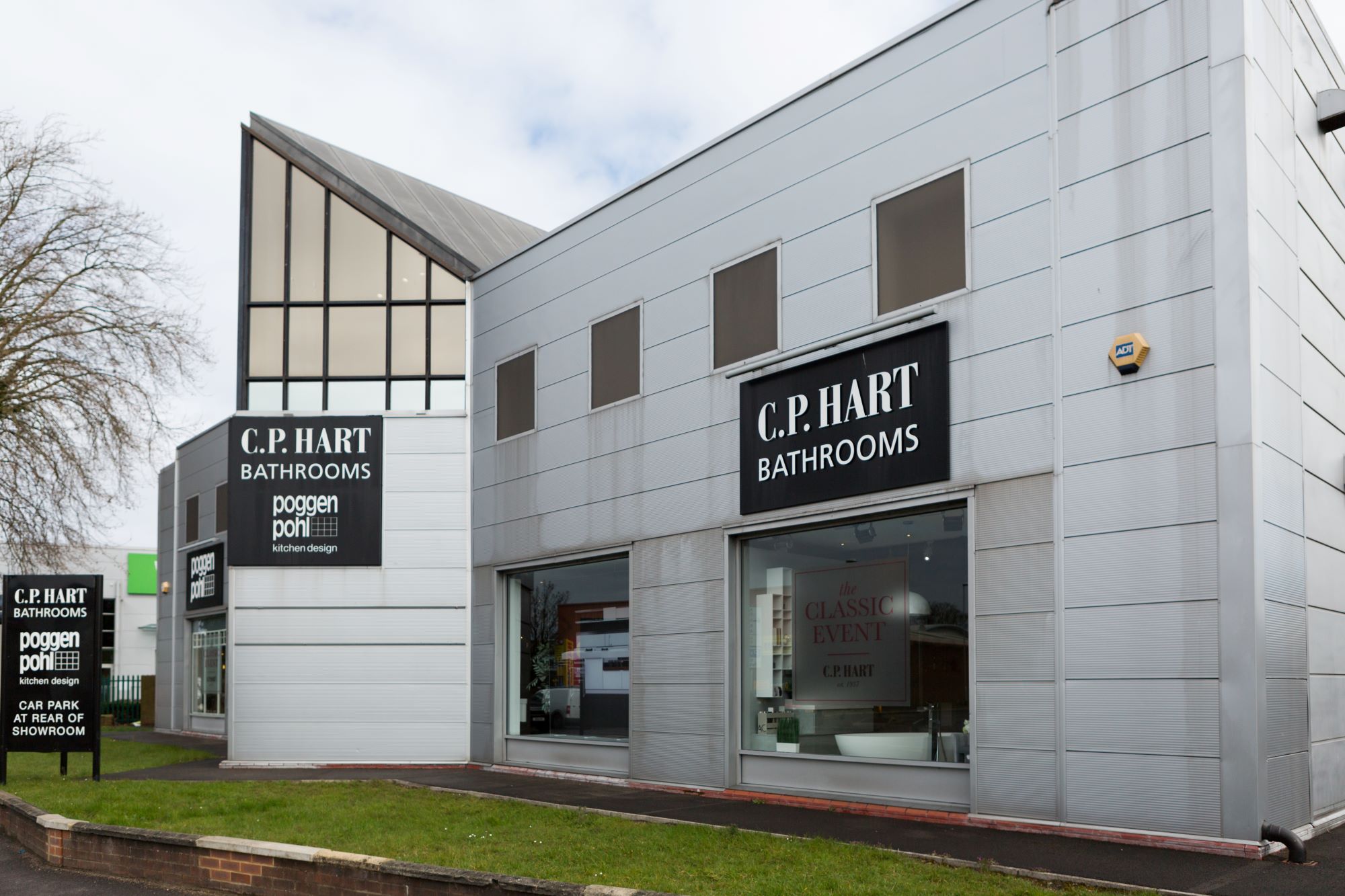 Bathroom Showrooms in Guilford C.P. Hart Luxury Bathrooms